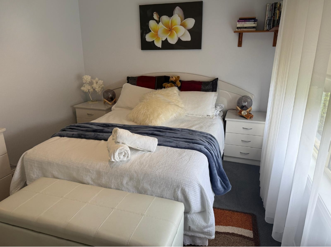 One of the short term accommodation rooms in Rossack Drive Waurn Ponds Victoria MasRic Health Registered NDIS Service Provider Respite Care in Geelong and Surf Coast